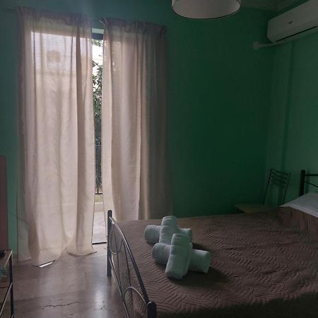 Luchia Apartamento Patras Exterior foto